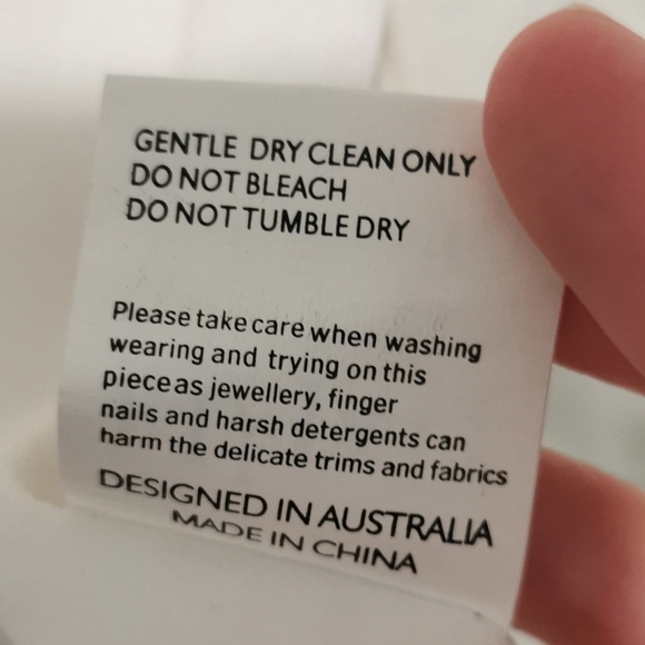 Elliatt Cape Blazer from Nasty Gal EUC - Picture 9 of 12